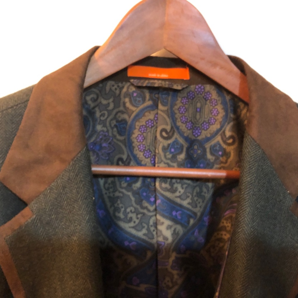 Talia men’s sport coat.